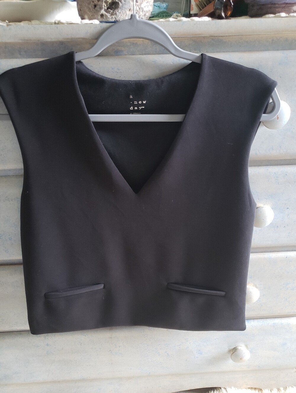 A New Day Black V-Neck Cropped Vest  NWOT - Size XS